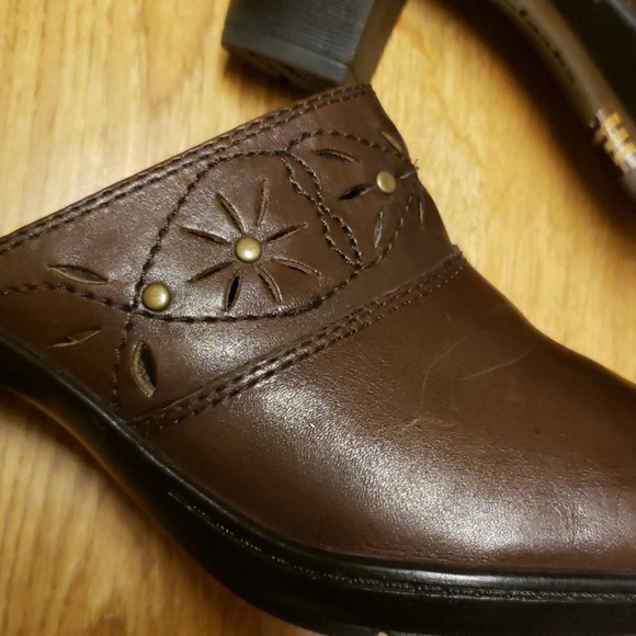 Clarks Bendables brown leather heeled clogs 8 - Picture 3 of 5